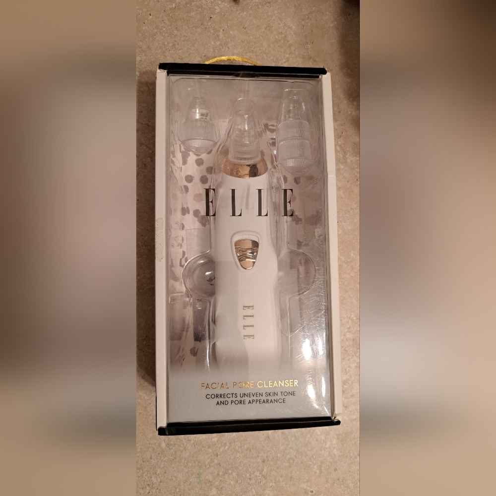 ELLE Facial Pore Skincare Device